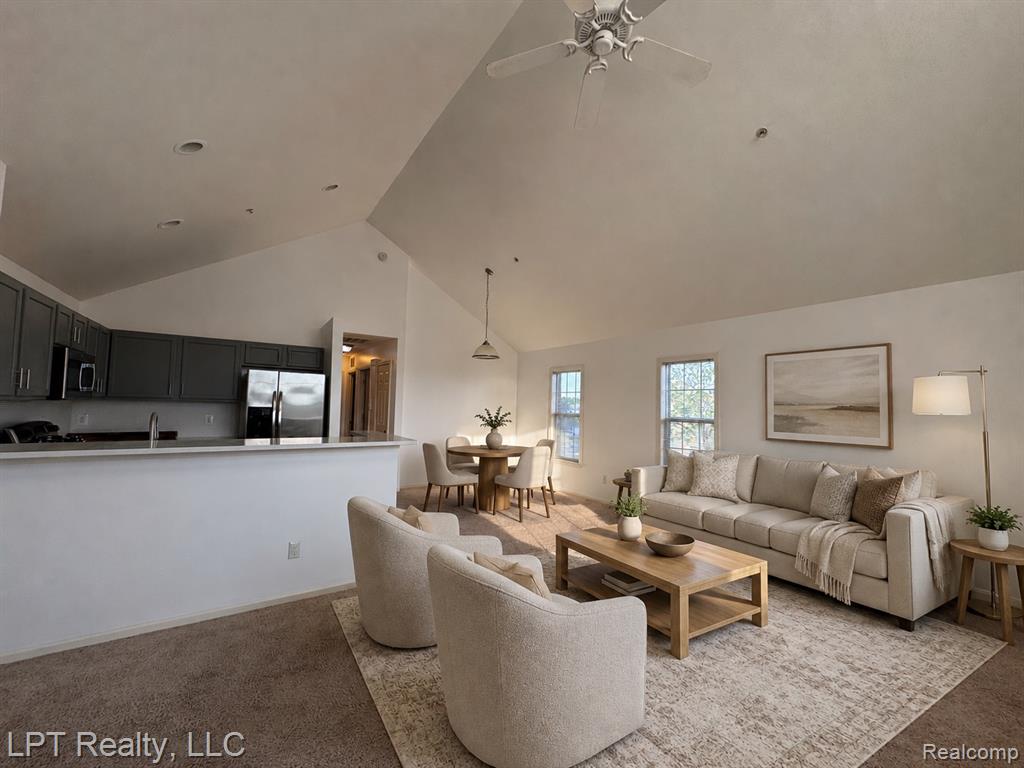 623 Worthington Drive Property Photo 2