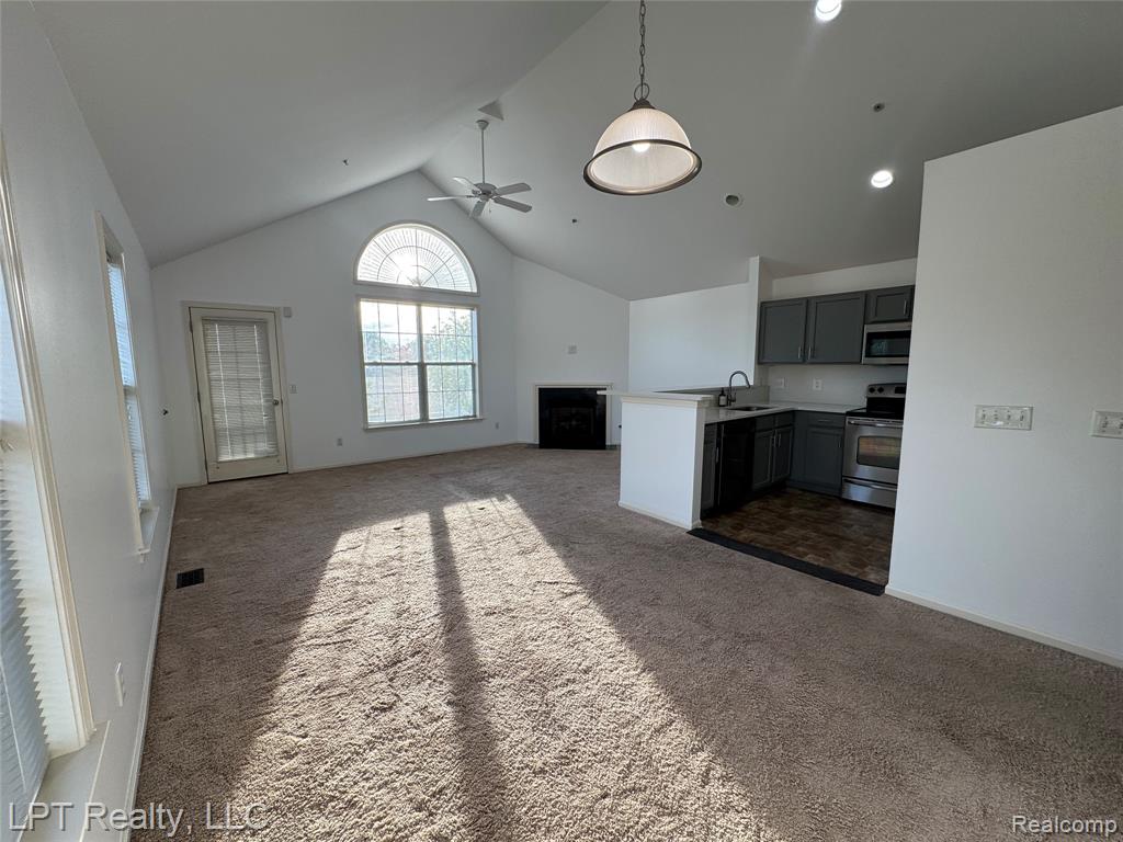 623 Worthington Drive Property Photo 5