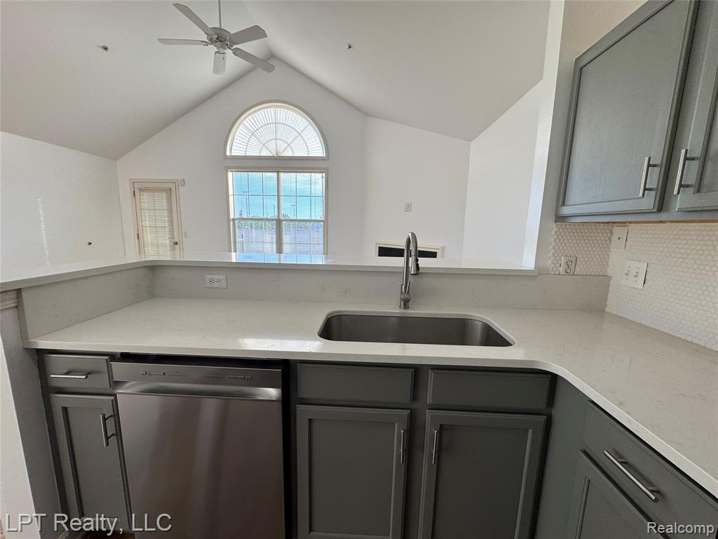 623 Worthington Drive Property Photo 9