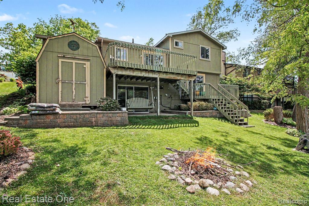 520 W Huron Street Property Photo 18