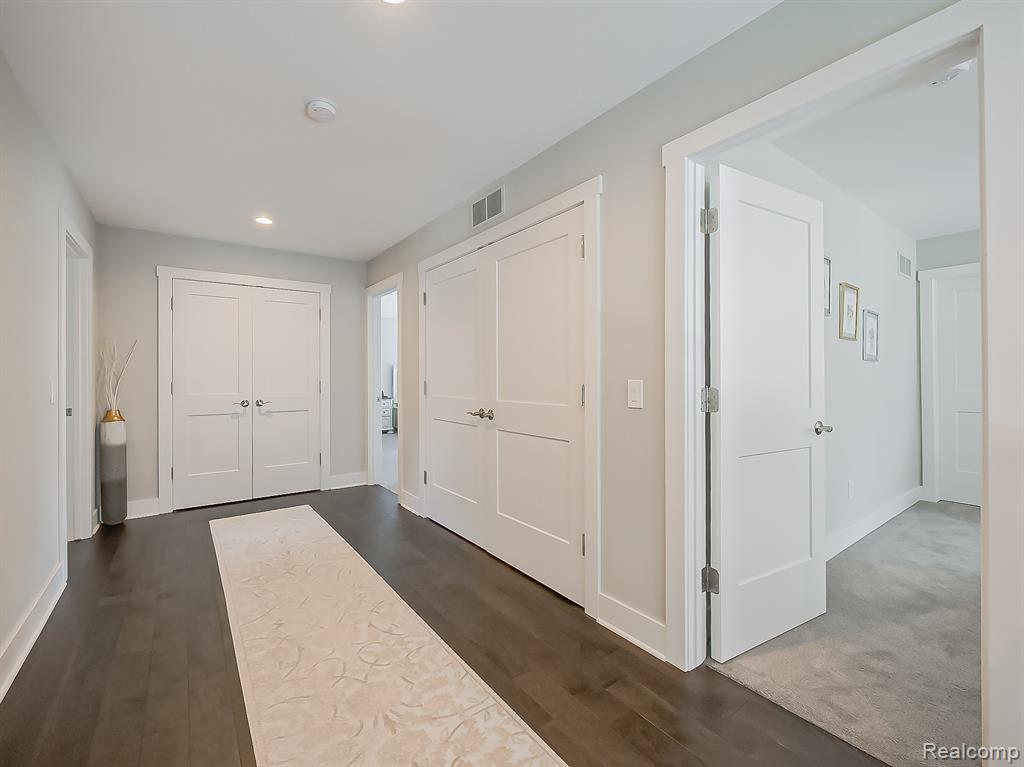 1724 Taylor Avenue Property Photo 25