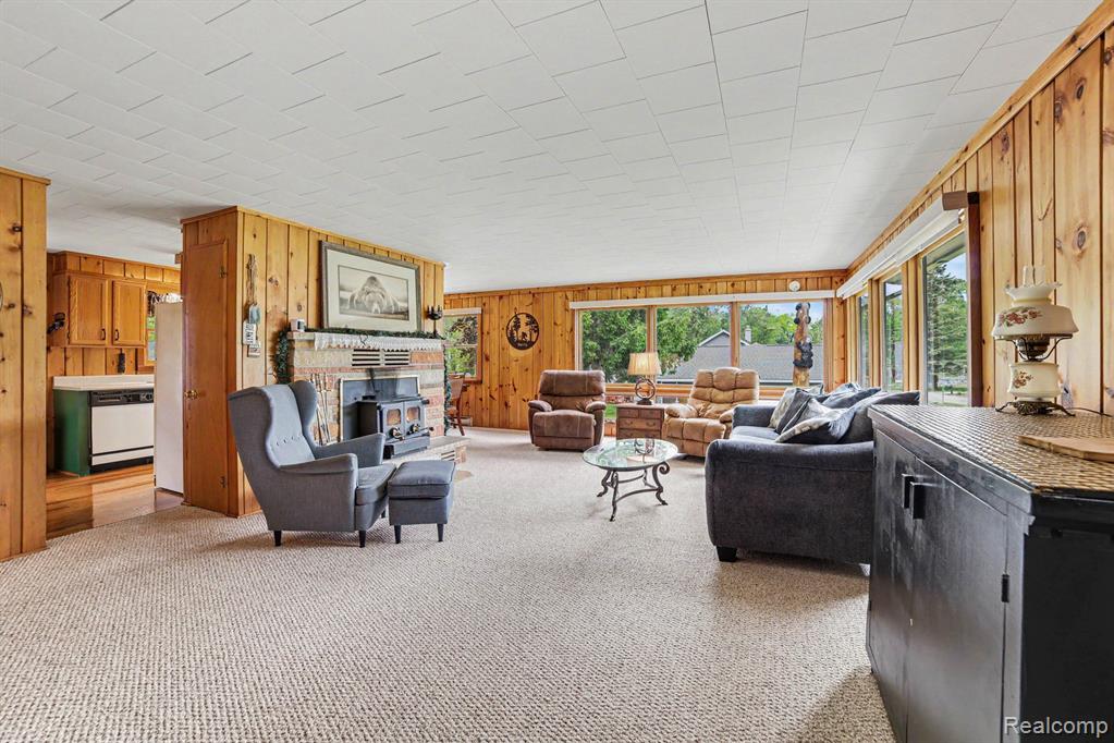 4269 N Owl Road Property Photo 6