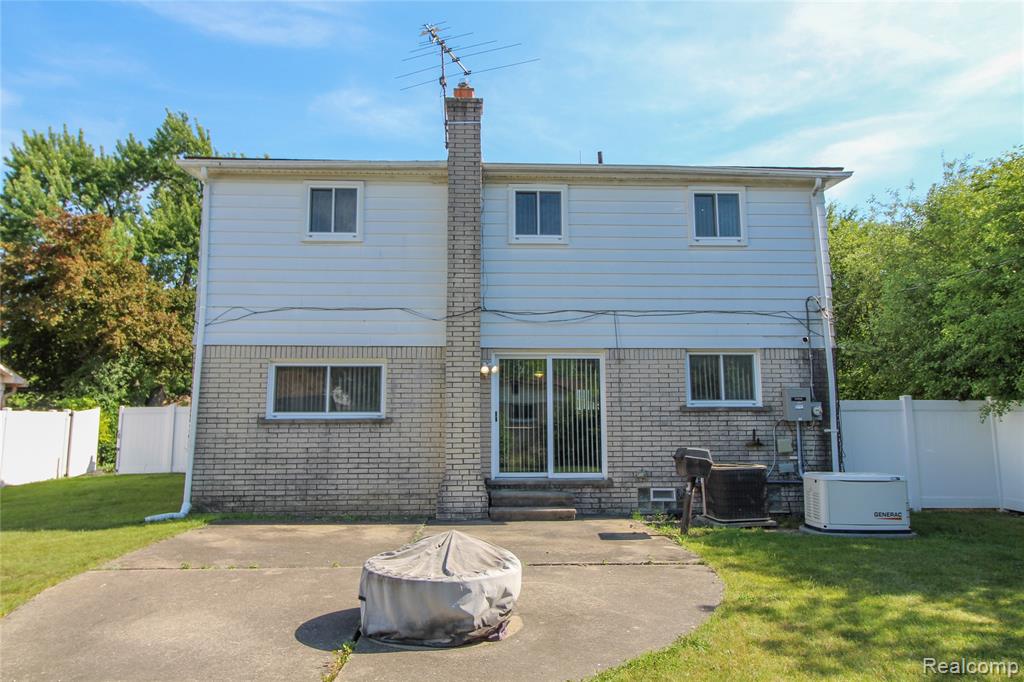 17020 Pennsylvania Street Property Photo 1