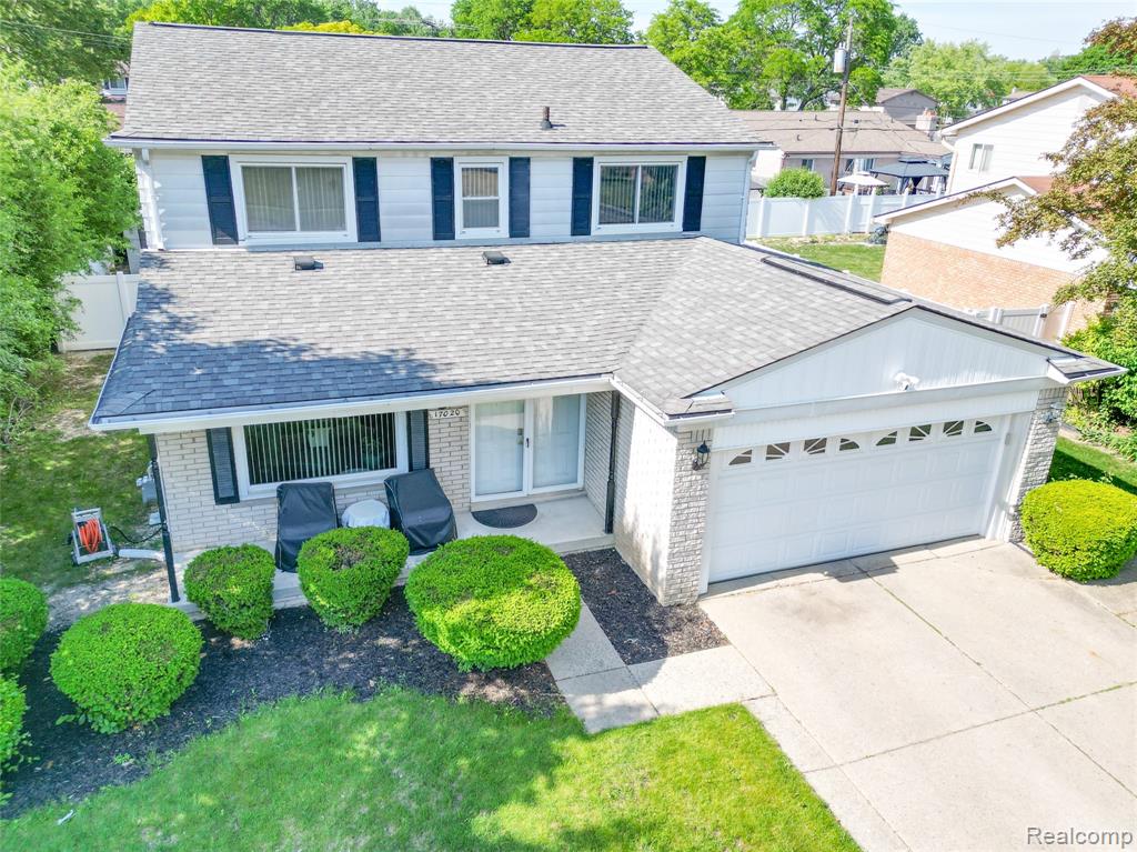 17020 Pennsylvania Street Property Photo 3