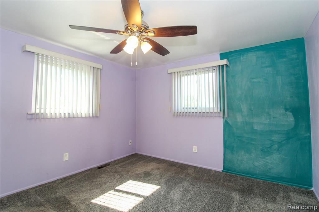 17020 Pennsylvania Street Property Photo 26