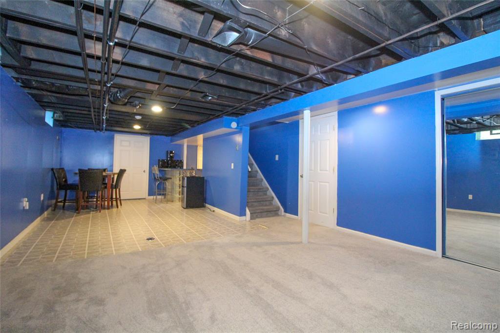 17020 Pennsylvania Street Property Photo 33