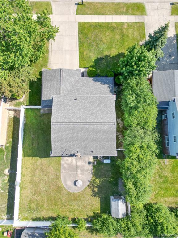 17020 Pennsylvania Street Property Photo 40