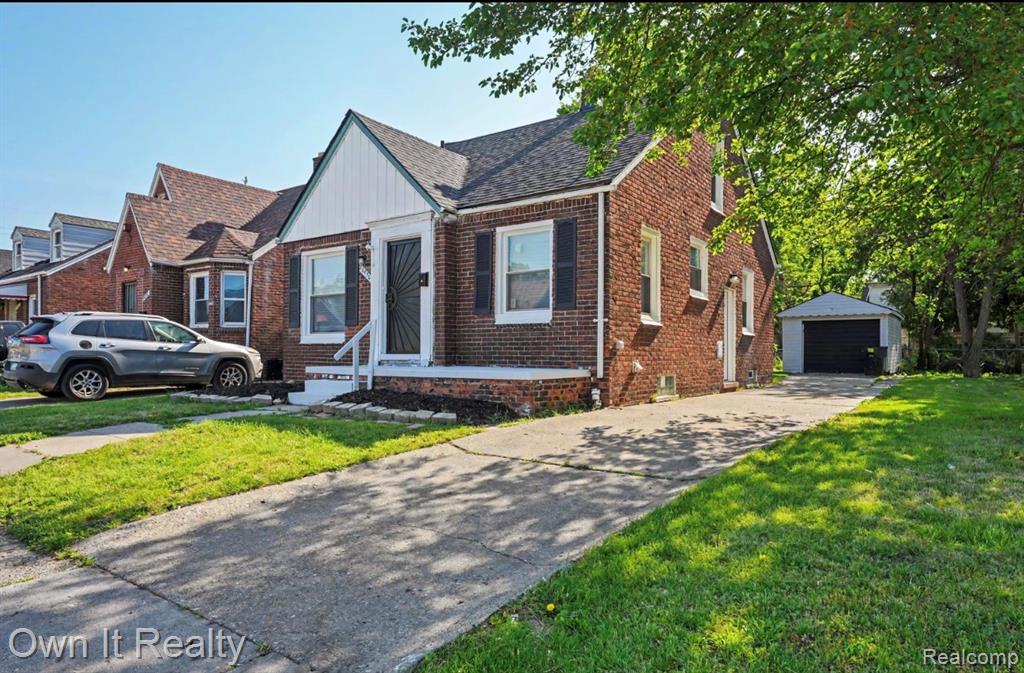 20450 Bramford Street Property Photo 4