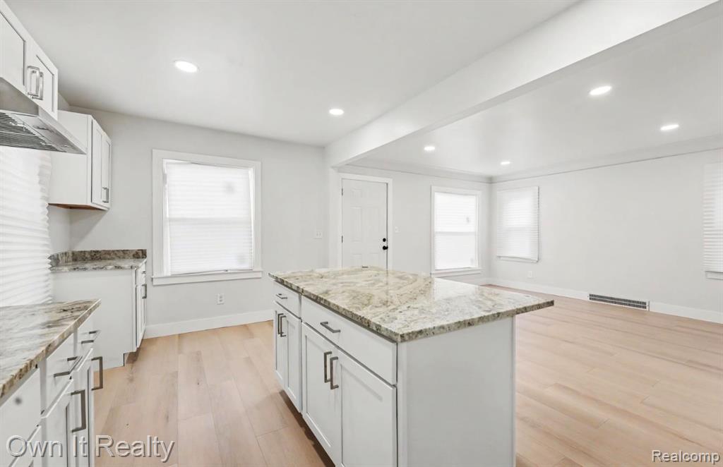 20450 Bramford Street Property Photo 9