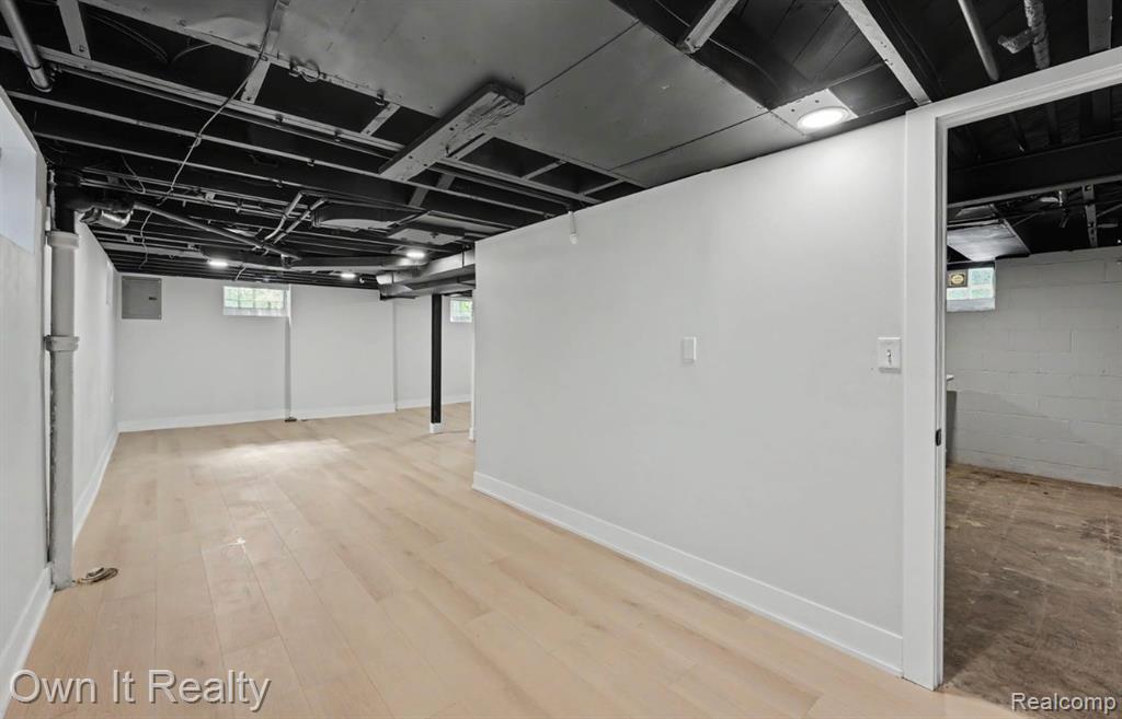 20450 Bramford Street Property Photo 15