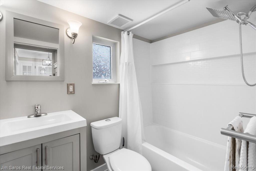 1215 Nottingham Road Property Photo 12