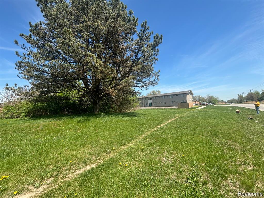 0000 Ecorse Property Photo 4