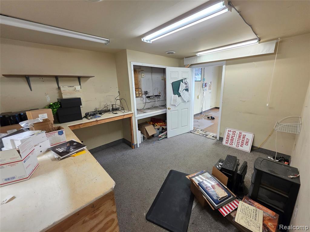 2034 N Telegraph Rd Property Photo 27