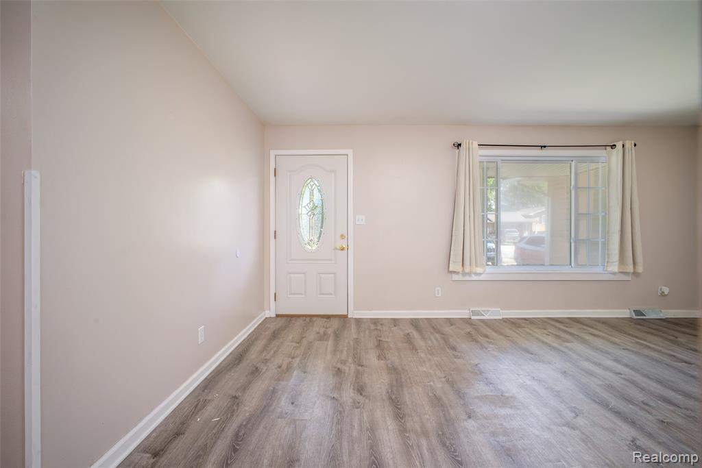 1518 Diane Drive Property Photo 9
