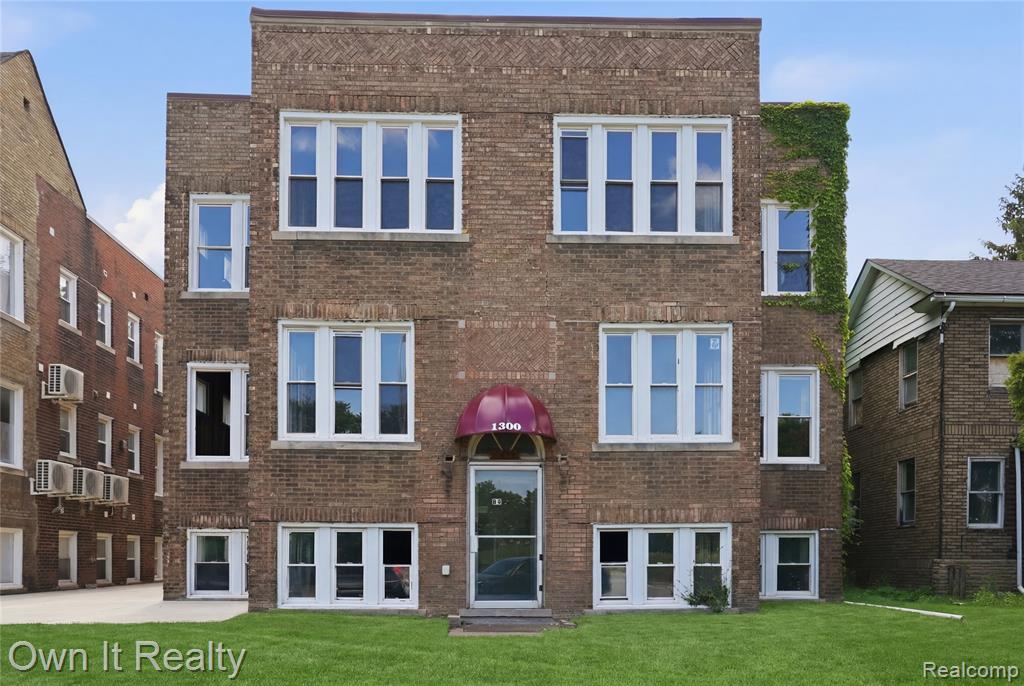 1300 Porter Street