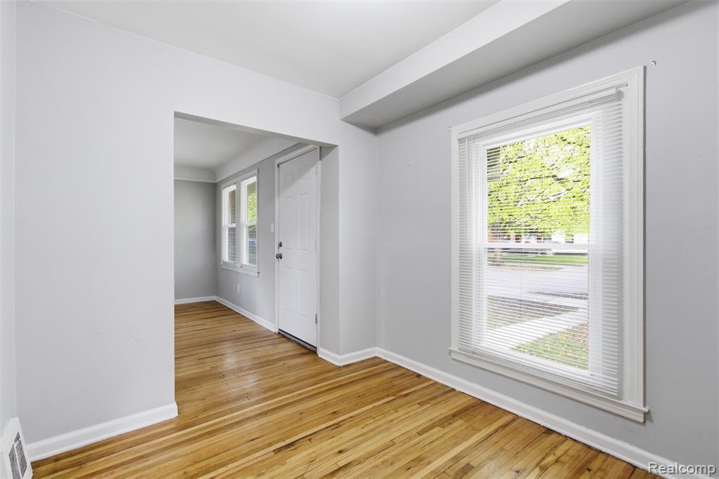 12051 Wayburn Street Property Photo 3