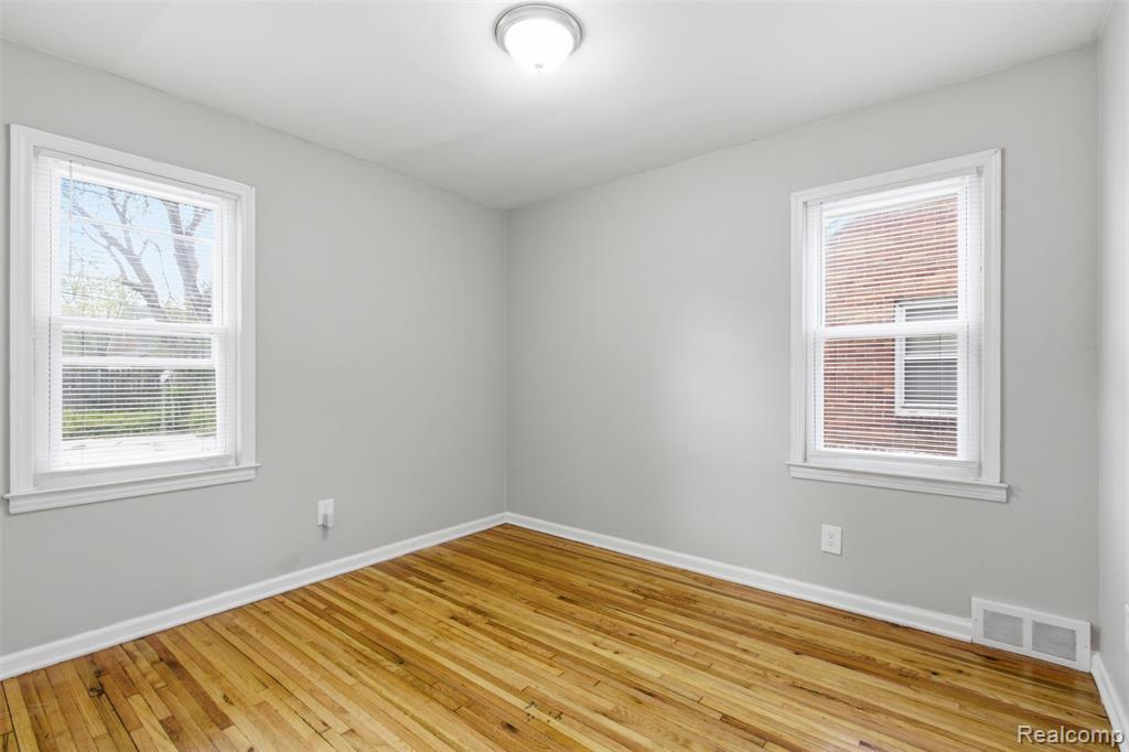 12051 Wayburn Street Property Photo 6