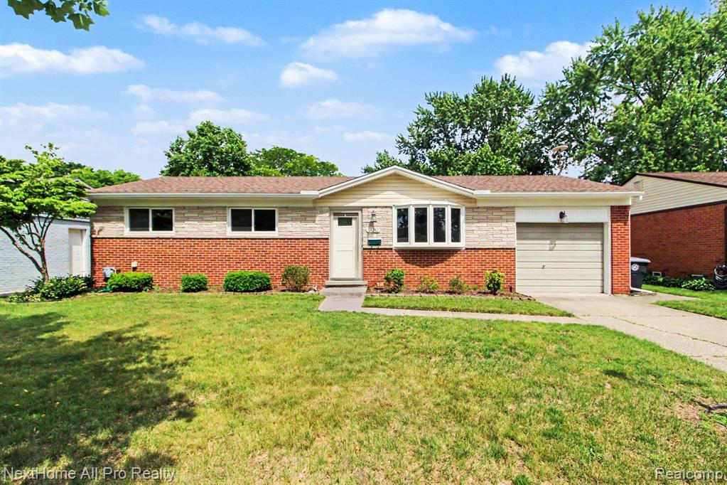 14242 Park Street Property Photo 3
