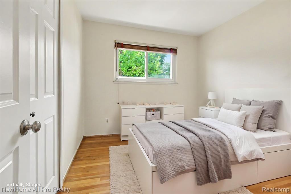 14242 Park Street Property Photo 15