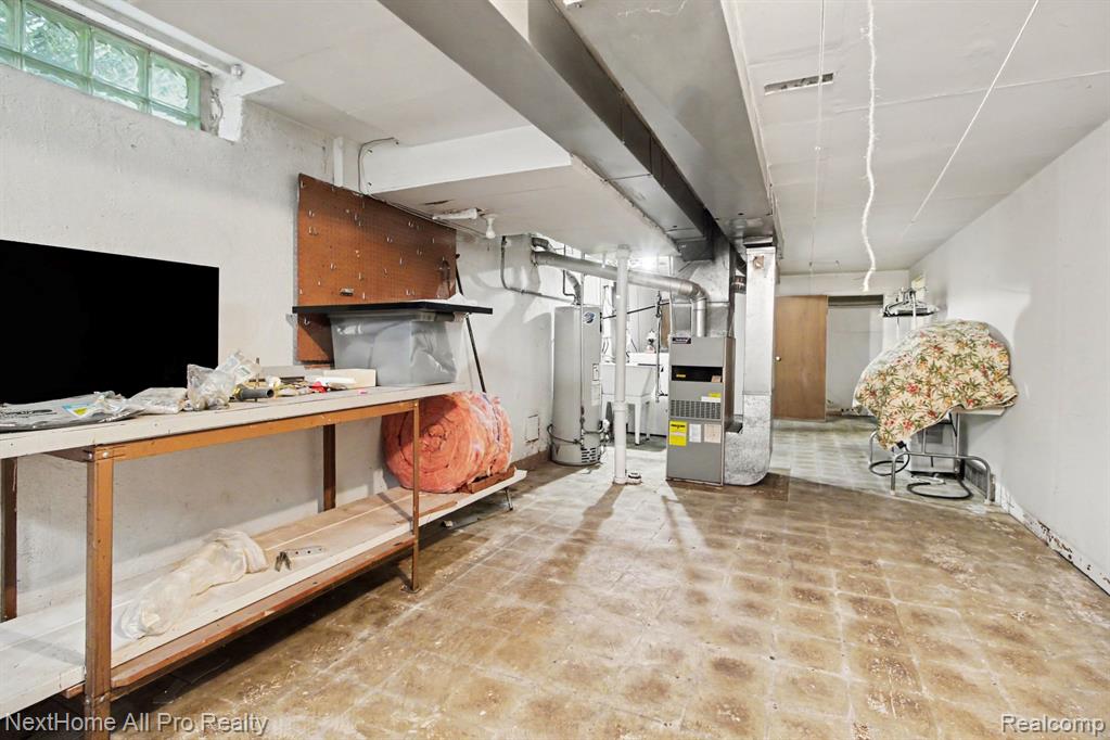 14242 Park Street Property Photo 26