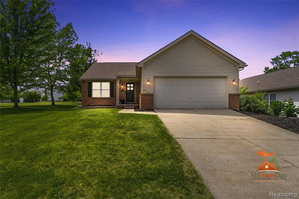 1501 Vanderbilt Drive Property Photo 1