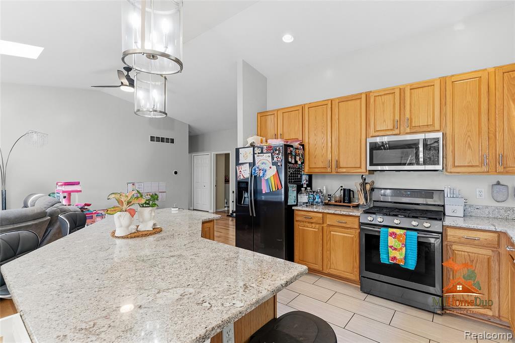1501 Vanderbilt Drive Property Photo 14