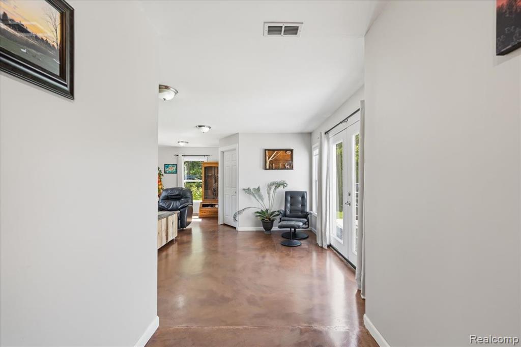 68991 Mound Road Property Photo 25