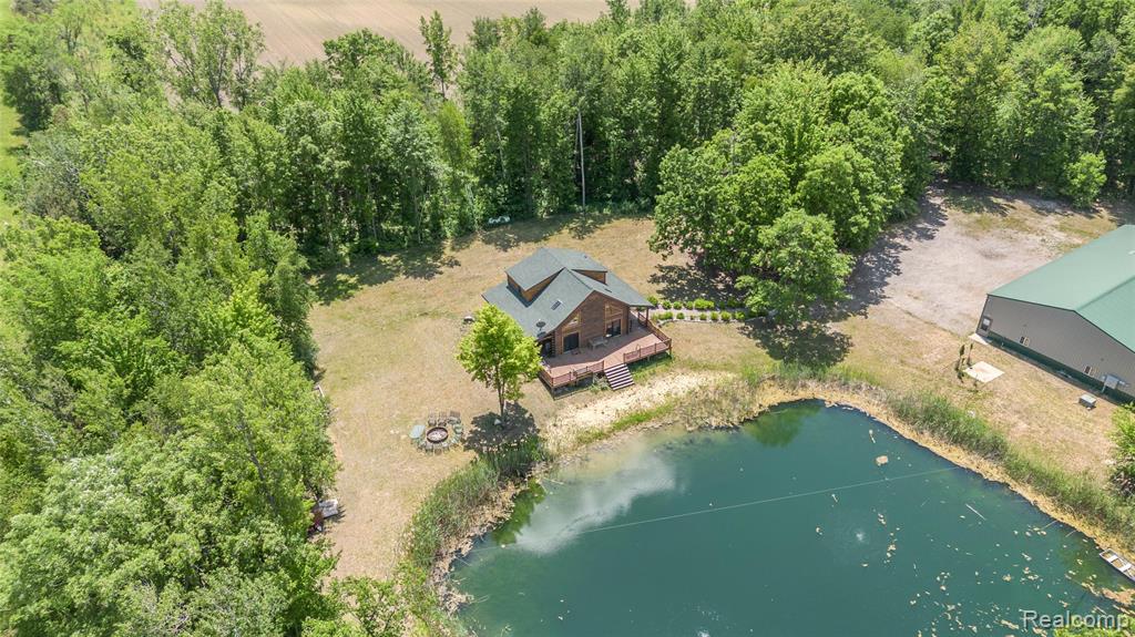 5432 N 7 Mile Road Property Photo 18