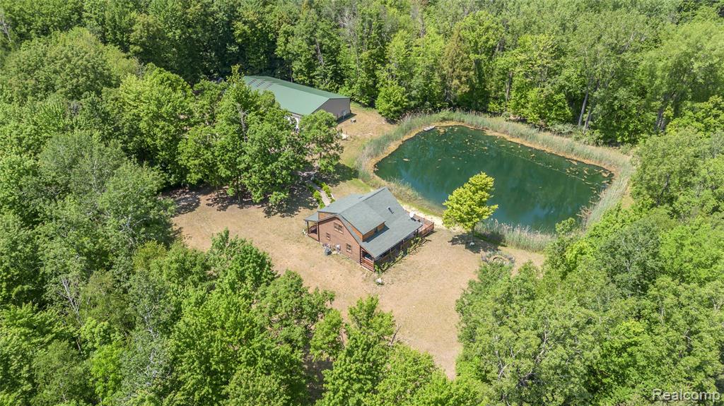 5432 N 7 Mile Road Property Photo 19