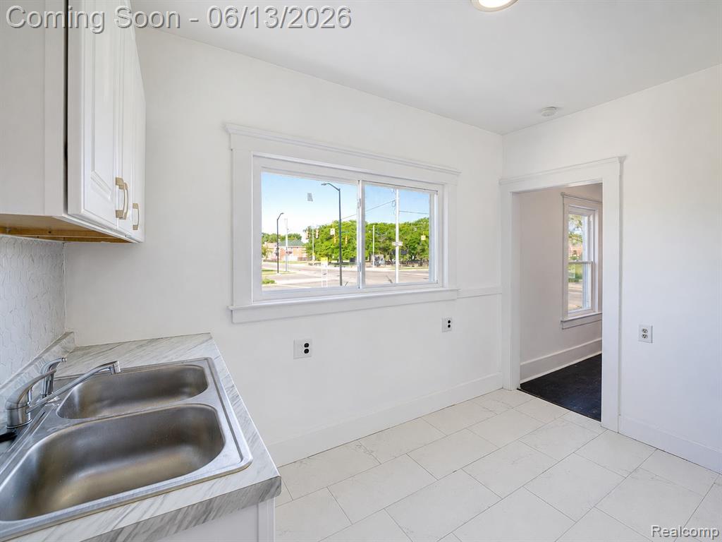 1735 Clairmount Street Property Photo 14