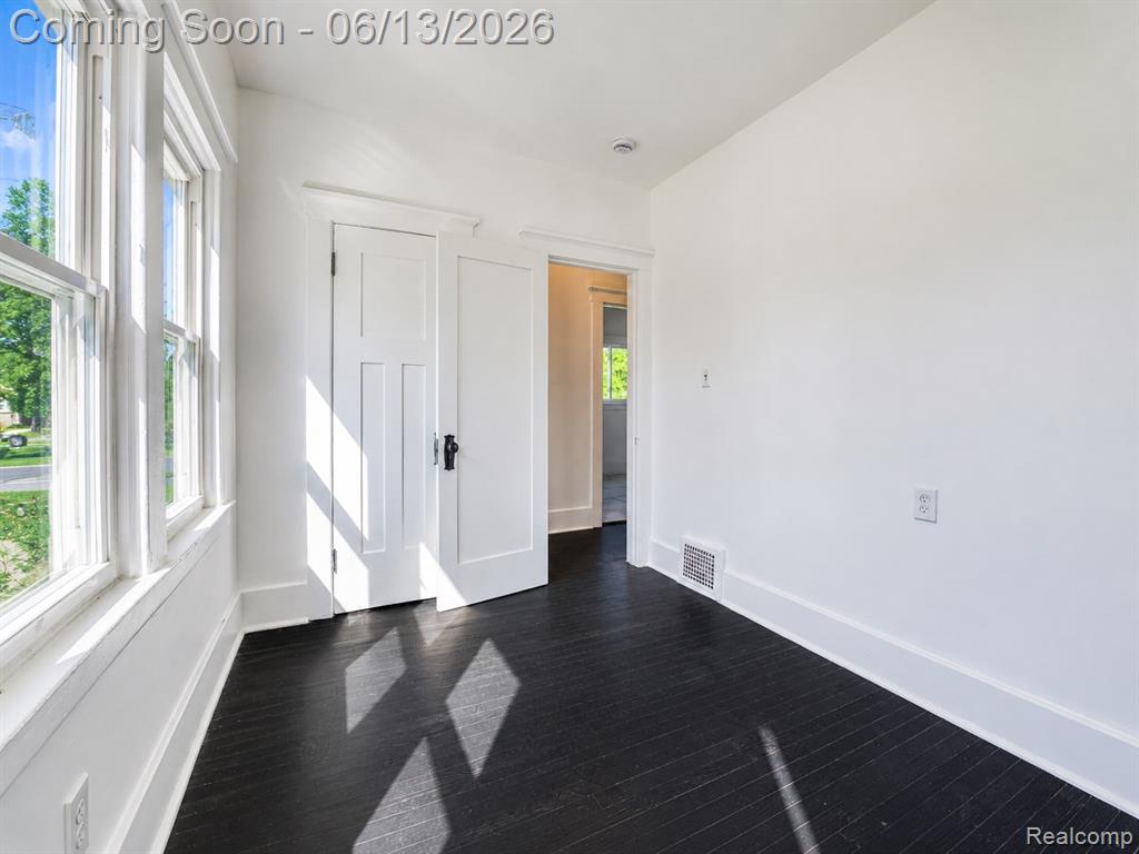 1735 Clairmount Street Property Photo 16