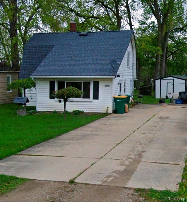 209 Park Street Property Photo 1