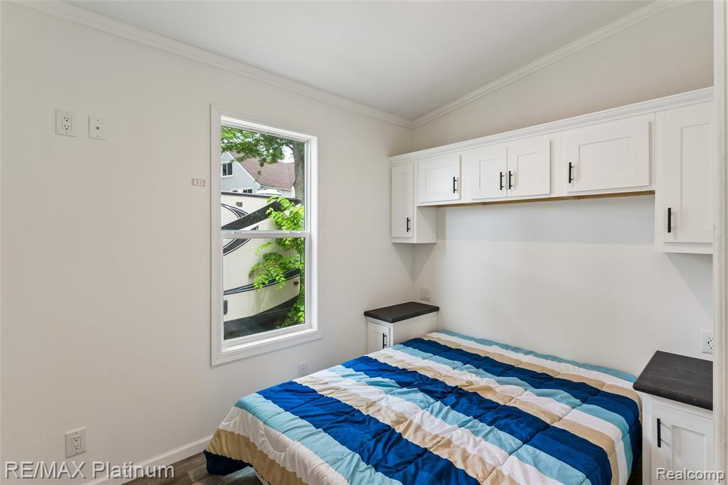 2 Serenity Shore Property Photo 6