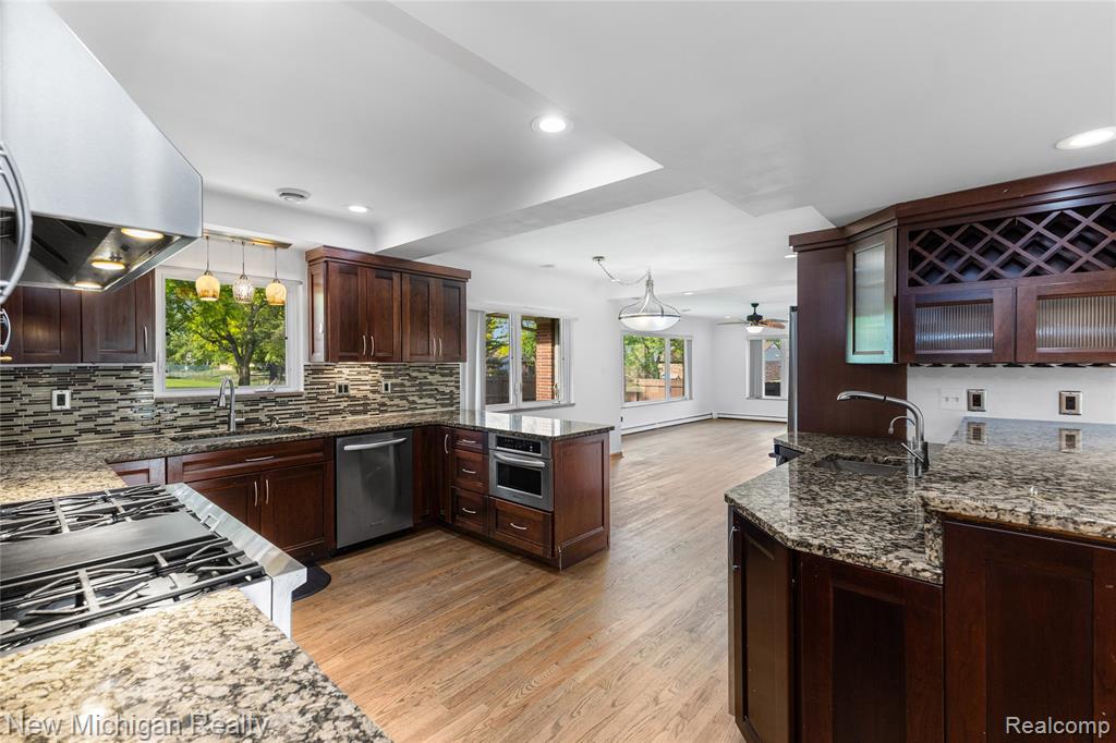 8359 Chicago Road Property Photo 12