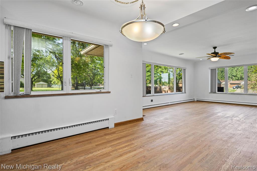 8359 Chicago Road Property Photo 23