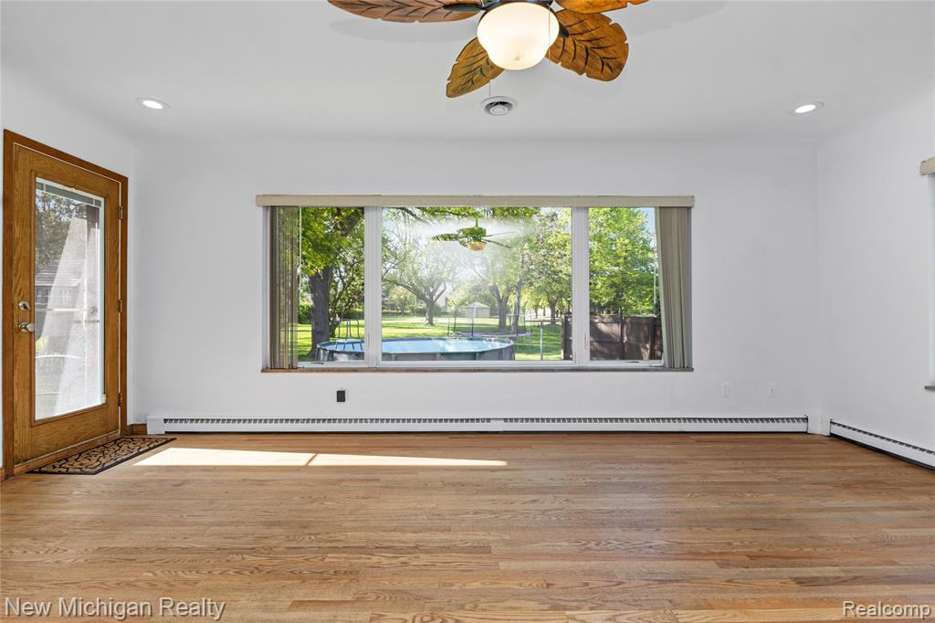 8359 Chicago Road Property Photo 25