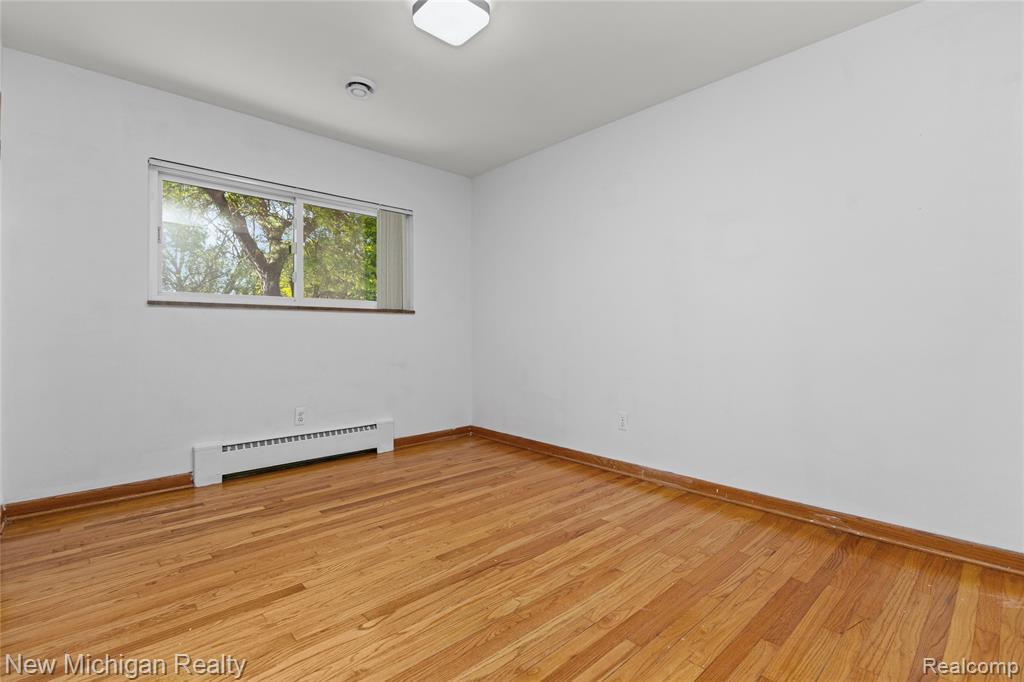 8359 Chicago Road Property Photo 28