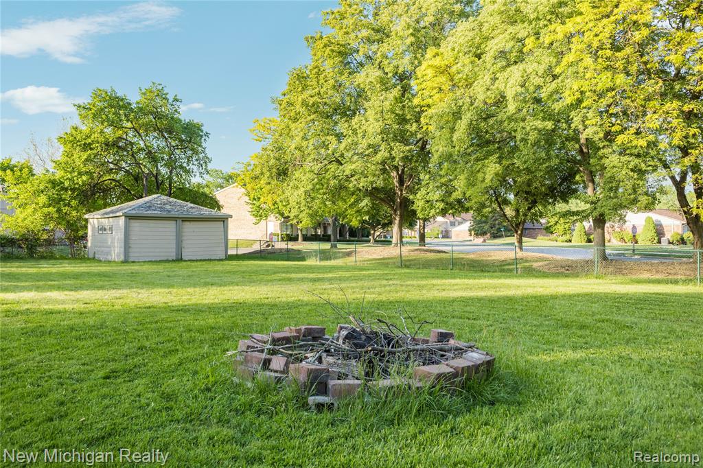 8359 Chicago Road Property Photo 53