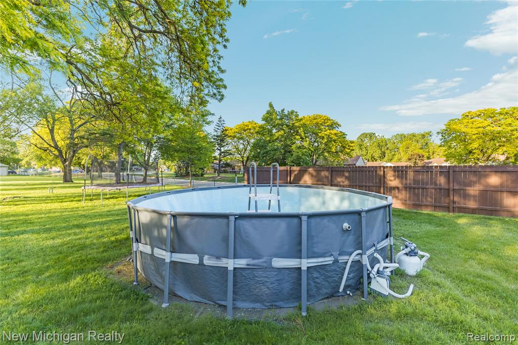 8359 Chicago Road Property Photo 61