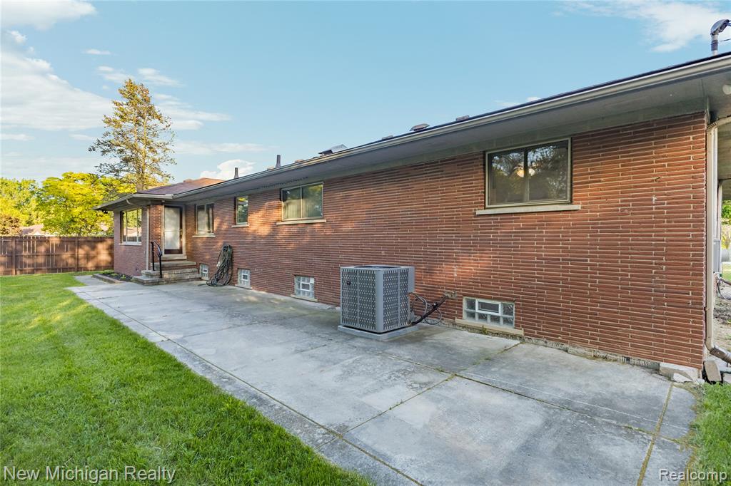 8359 Chicago Road Property Photo 63