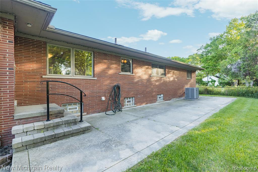 8359 Chicago Road Property Photo 64