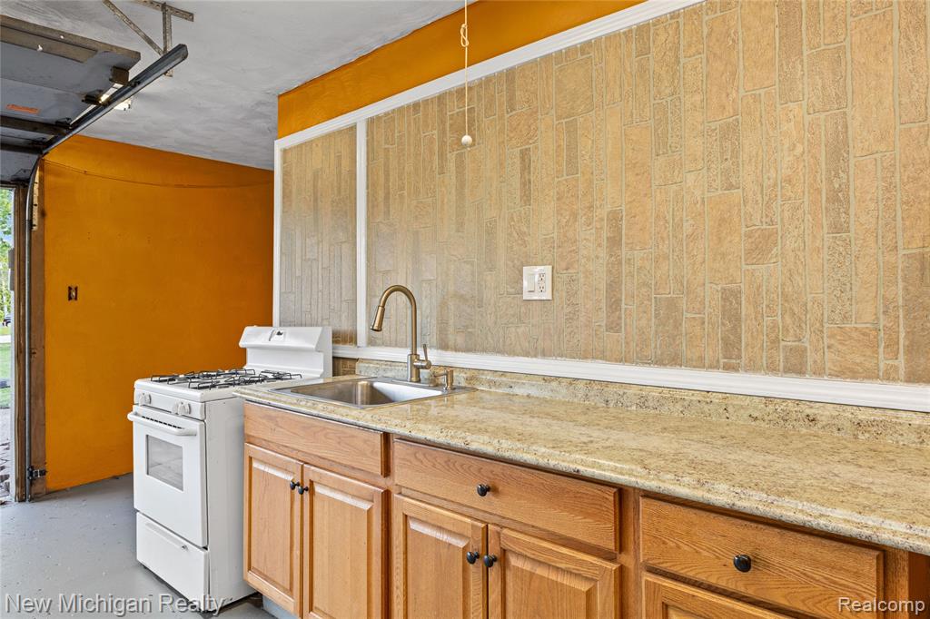 8359 Chicago Road Property Photo 68