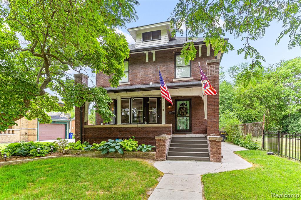 7641 La Salle Boulevard Property Photo 1