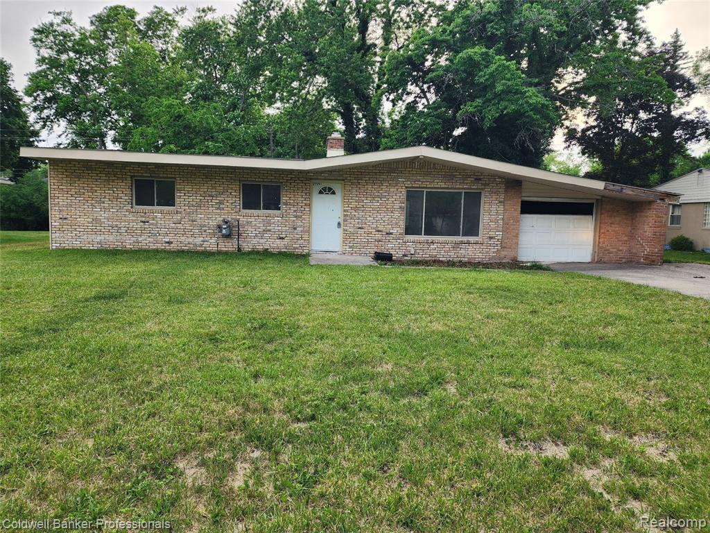 27391 Spring Arbor Drive Property Photo 1