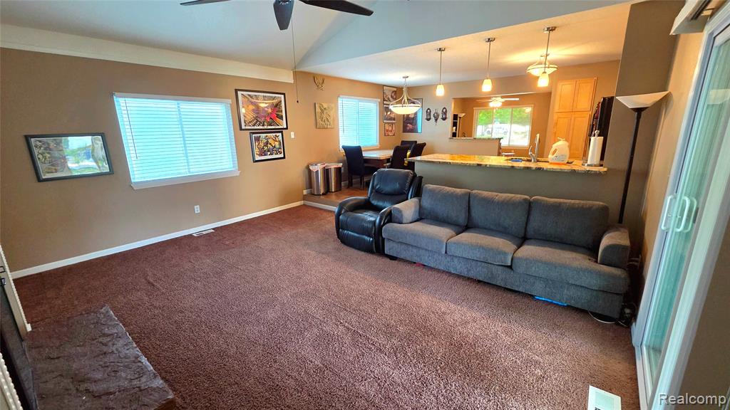 417 Shana Drive Property Photo 9