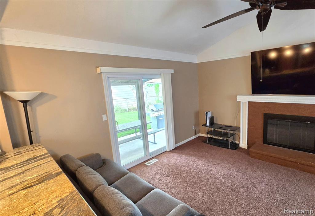 417 Shana Drive Property Photo 12