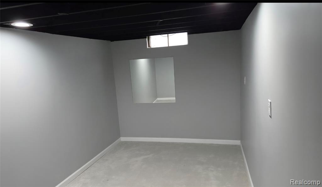 417 Shana Drive Property Photo 32