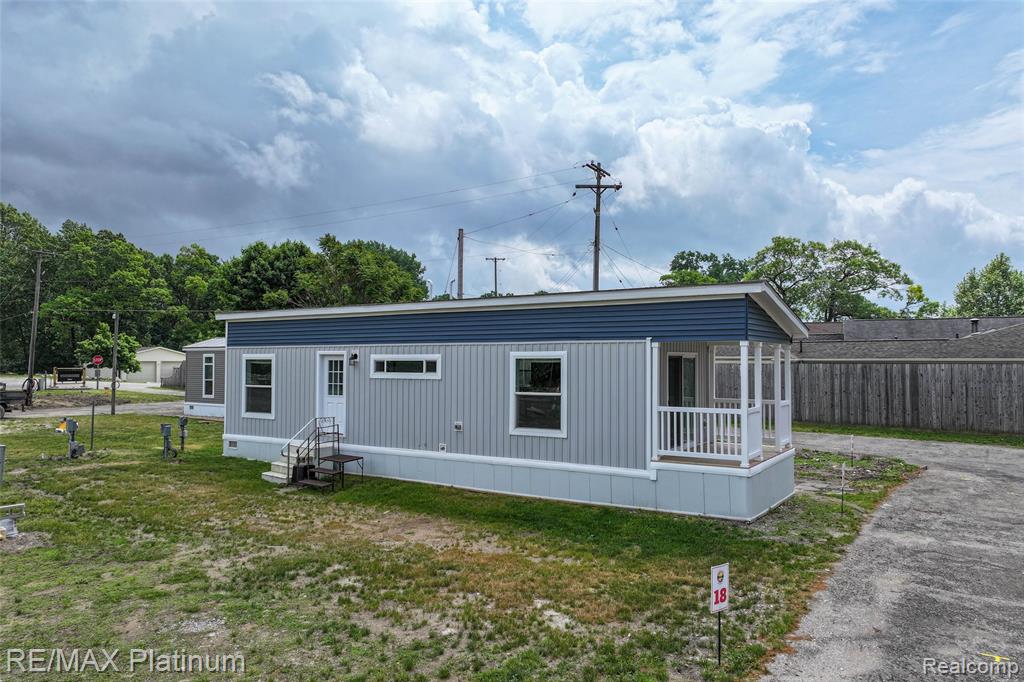 17 Sunset Lane Property Photo 2