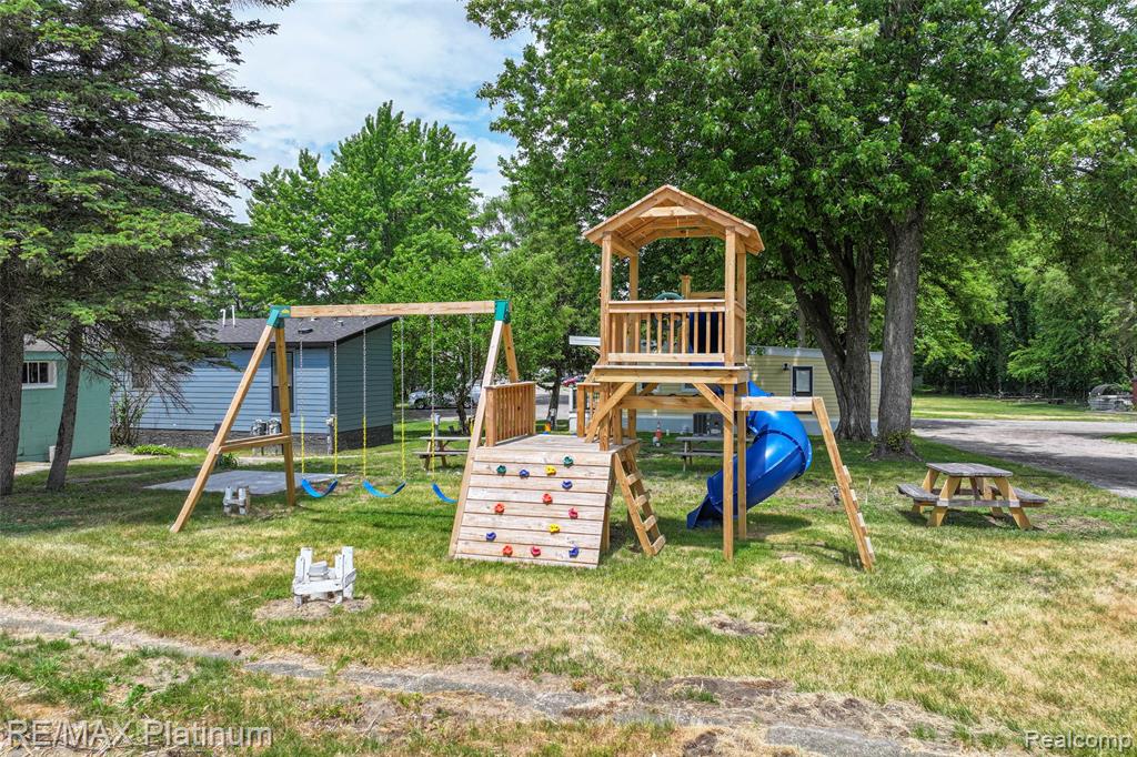 17 Sunset Lane Property Photo 19