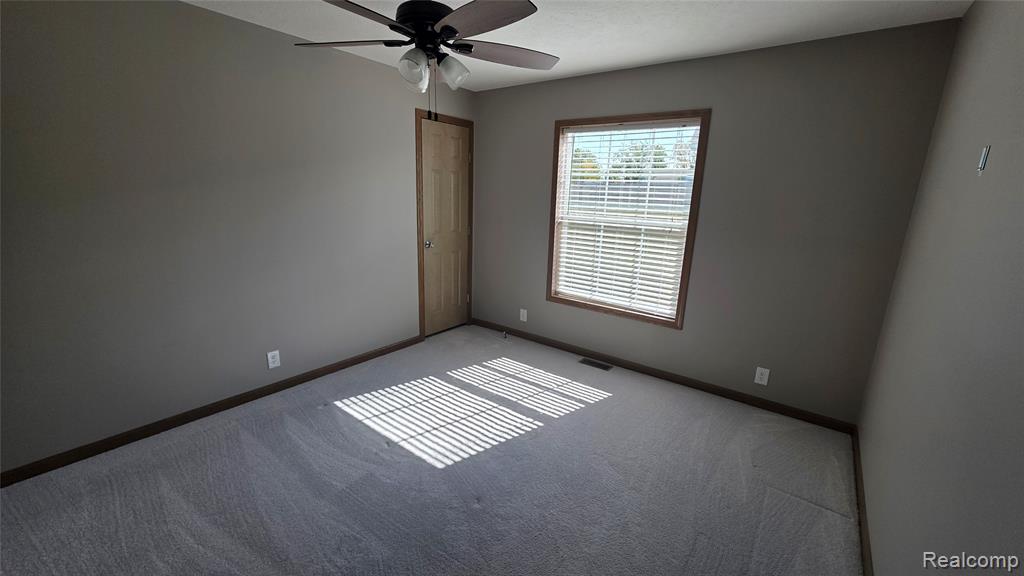 9758 Home Court Property Photo 13